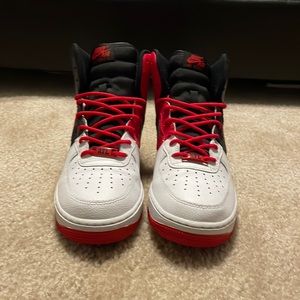 Air Force 1 High ‘07 LV8